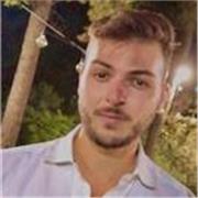 Insegnante di Biologia e Chimica offre ripetizioni a ragazzi del liceo