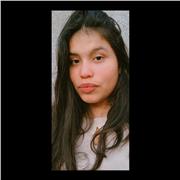 Studentessa universitaria mediazione linguistica aiuta i ragazzi di media e superiore per ripetizioni di spagnolo