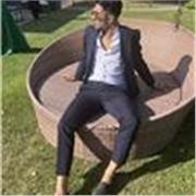 Diplomato all’ istituto Gramsci kyenes , ho 22 anni . Offro ripetizioni solo il sabato mattina di matematica, inglese, francese