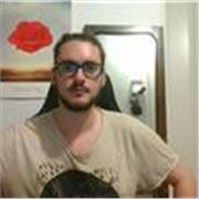 Conosco le lingue perché ho girato il mondo e te le voglio insegnare utilizzando l'approccio comunicativo e l'IA!