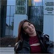 Estudiante de Filología Clásica con especial gusto por el griego