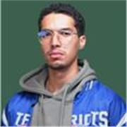 prof d'informatique jeune et maîtrisant offre des cours particuliers  pour enfants et adultes 