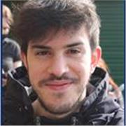 Ragazzo laureato in lingue offre ripetizioni e aiuto compiti