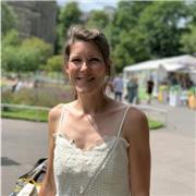 I give private theory and practical art lessons