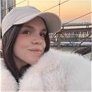 Profesora de Inglés, Español y Catalán apta para todos los niveles y edades.