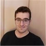 Profesor de ingles imparte clases a todas las edades