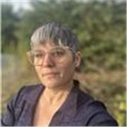 Apporte de l'aide et du soutien avec une écoute attentive en psychopédagogie 