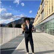 Offre lezioni private di matematica e fisica per studenti delle scuole superiori