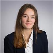 Actuellement en première année de Master de Droit Pénal et Sciences Criminelles, je donne des cours de droit afin que vous puissie