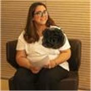 Sono una tutor paziente e appassionata, pronta ad aiutare bambini e bambine della scuola elementare a studiare con serenità