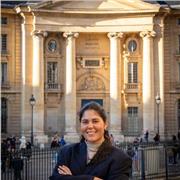 Professeure d'anglais et de portugais à Paris (en présentiel ou à distance)