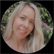 I’m a native English speaker with a BA in Modern languages. Experience working with students from diverse cultures. Passionate about helping students develop their skills and achieve academic goals