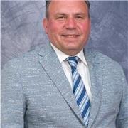 Insegnante di madrelingua italiana esperto in scienze umane