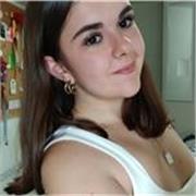 Profesora de primaria especializada en inglés con una titulación B2. 
Experiencia de 2 años, zona Alcobendas/Sanse, a domicilio.