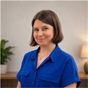Hi! I'm Sinead, a native English speaker offering personalised English lessons in Logroño and online. 