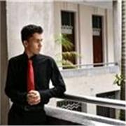 Enseñador de música para aprender teoría, ritmo y práctica instrumental de violin