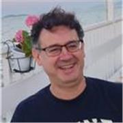 Licenciado en Filología Inglesa y Profesor de Secundaria