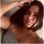 Me considero una persona alegre, simpática y muy atenta, con una especial sensibilidad entender las dificultades y necesidades.