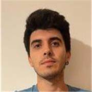 Studente universitario presso la facoltà di Medicina e Chirurgia impartisce lezioni di Chimica e Biologia
