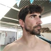 Profesor licenciado en Filosofía con más de 4 años y máster en educación imparte clases particulares
