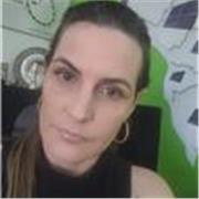 Dou aulas de português para adultos e crianças