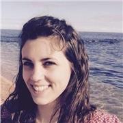 Professeur de yoga vinyasa, dynamique, fluide et créatif, pour déconnecter et relacher les tensions