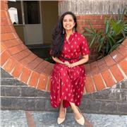 I have an advanced level of English and can teach students how to speak and express their thoughts confidently