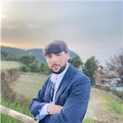 Laureato in Economia e Finanza presso LUISS Guido Carli