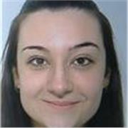 Nivel certificado B1 y quiero certificar C1. Actualmente estoy de Erasmus en Francia. Estudio magisterio. Clases para todos.