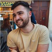 Doy clases de lengua, periodismo, alfabetización mediática, uso de redes sociales, Community Manager, escritura inclusiva