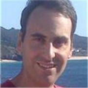 Ayudo a entender asignaturas de naturales, biología, química o física a alumnos de ESO. También imparto clases de fisiología o de fundamentos de psicobiología a quien le interese.