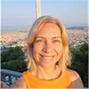 Offro ripetizioni di spagnolo. Madrelingua laureata con master residenza a Italia anche parlo in inglese per imparare conversando 