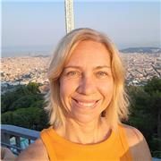 Offro ripetizioni di spagnolo. Madrelingua laureata con master residenza a Italia anche parlo in inglese per imparare conversando