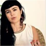 Profesora titulada ofrece clases literarias originales en Barcelona.