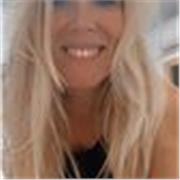 Profesora de español titulada con master ELE y porfesora de educacion fisica secundaria y teatro