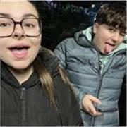 Le daría clases a niños, tengo el título de B2 y la eso, soy muy paciente y me encantan los niños.