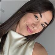 Profesora de inglés para impartir clases a niños de todas las edades