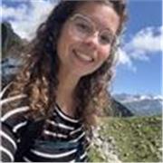 Soy Alba, maestra y psicopedagoga. Tengo experiencia en los procesos de enseñanza-aprendizaje 