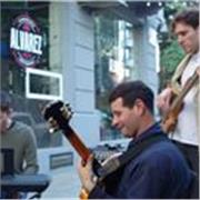 PROFESOR DE GUITARRA Y LENGUAJE MUSICAL TODAS LAS EDADES