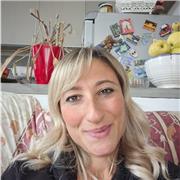 Laureata magistrale in economia offre ripetizioni economiche, giuridiche, umanistiche e linguistiche