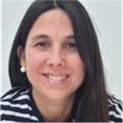  Profesora de yoga acreditada por la Generalitat de Catalunya 