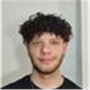 Hola soy Alex, curso el grado de ing. Electrónica, Industrial y Automática en la UiB. Me centro en dar clases de Refuerzo
