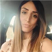 Disponibile per aiutarti a padroneggiare la lingua italiana scritta ed orale 