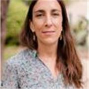 Profesora de lengua y literatura española, con 10 años de experiencia en el área educacional