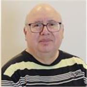 Profesor a nivel universitario en administración, marketing, recursos humanos y musica