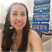 Experience immersive Spanish learning with a multilingual teacher! Culturally-aware, practical approach. Let's explore the world o