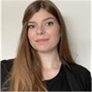 Professeur particulier de Droit actuellement élève-avocat diplômée d'un Master en Droit des affaires - Droit fiscal