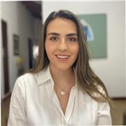 Profesora de Diseño gráfico que imparte clases para todas las edades. Desarrolla tus habilidades conmigo