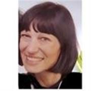 Educatrice offre aiuto compiti in presenza a ragazzi scuole elementari/ medie