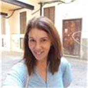 Coach y/o Mentora Licenciada en Derecho y con titulación de Monitora de Comedor y tiempo libre, doy clases particulares. 